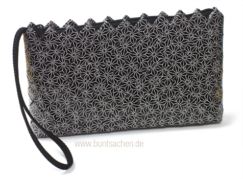 Clutch aus Geschenkpapier in Candywrapper-Technik